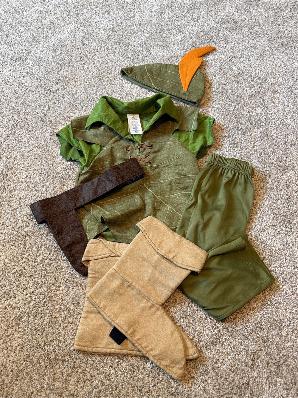 Kids Green Peter Pan-Inspired Costume with Hat and Boot Covers - 3